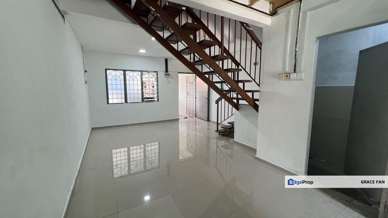 Double Storey Low Cost House for Sale, Johor, Kluang