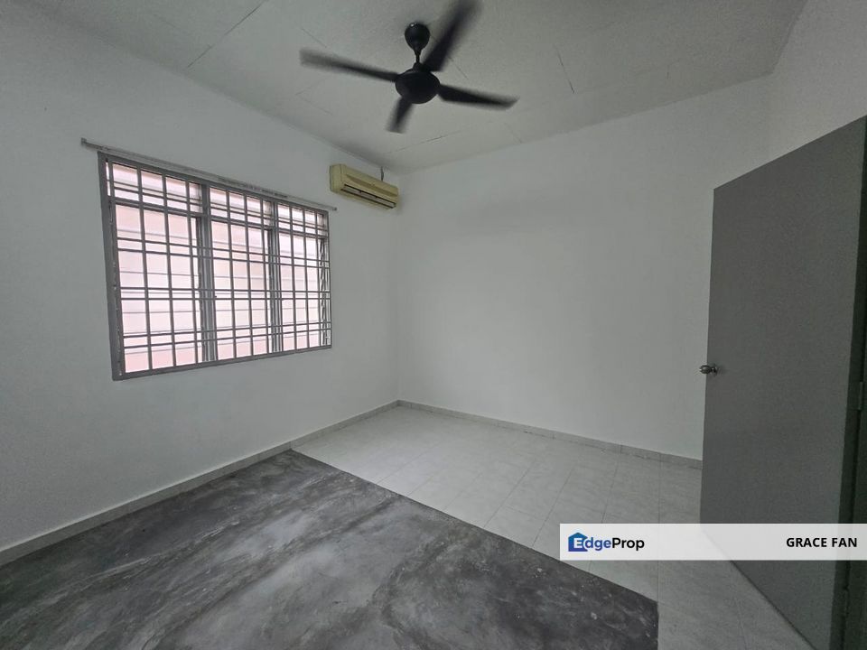 Double Storey Medium Cost House for Sale, Johor, Kluang