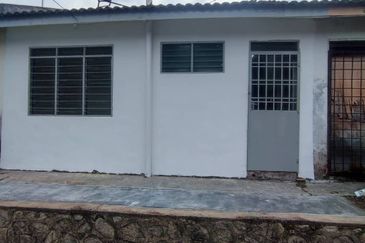 Taman Purnama 1 Simpang Renggam