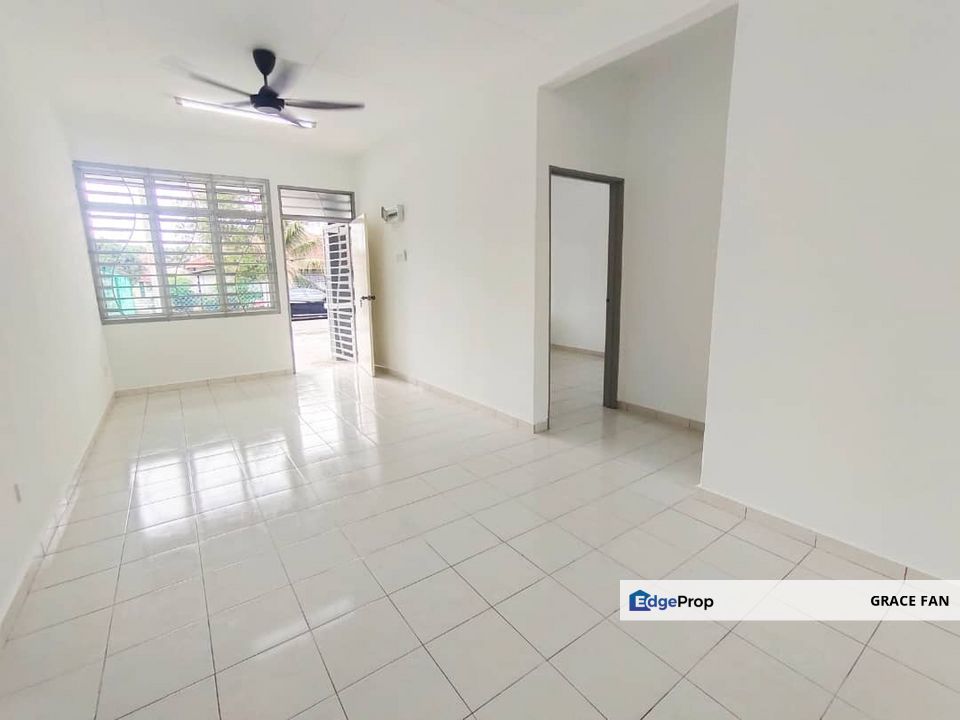 Single Storey Terrace House for sale, Johor, Simpang Renggam