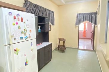 2-Storey Bungalow House for Sale