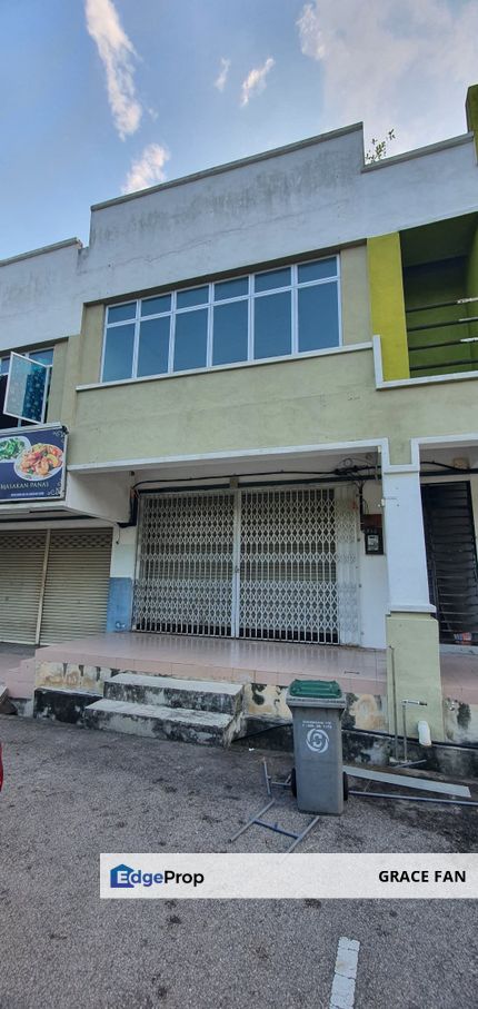 Shop Office for Rent- Taman Saujana- Main Road, Johor, Kluang