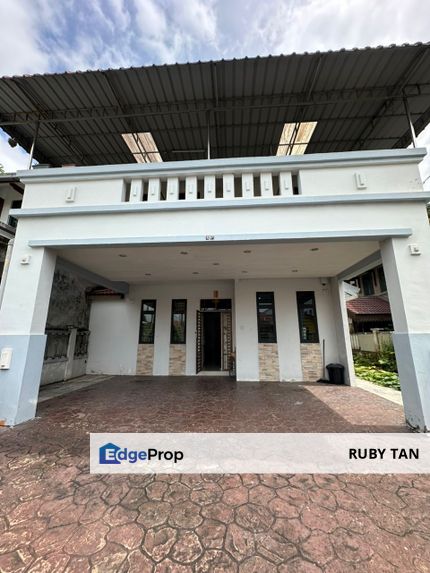 Bandar Indahpura Kulai Double Storey Semi D House Partial Furnished, Johor, Kulai