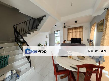 End Lot Taman Pulai Mutiara Scientex Pulai 2.5 Storey Terrace House, Johor, 