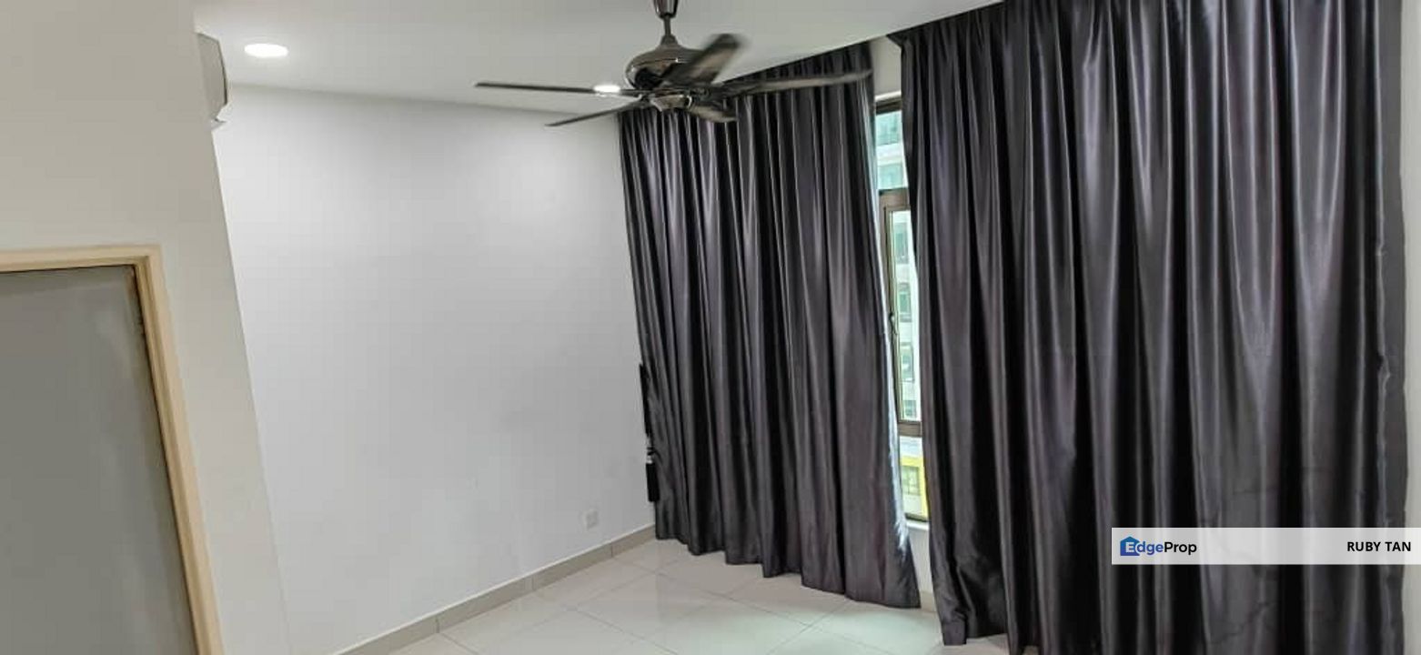Parc Regency Plentong Apartment Two Bedrooms Partial Furnished, Johor, Masai