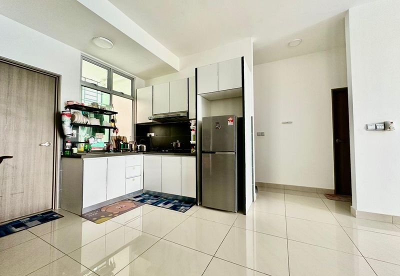 SKS Habitat Apartment, Larkin