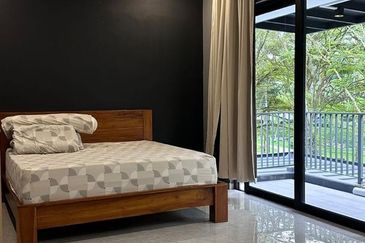 The WaterEdge Residences