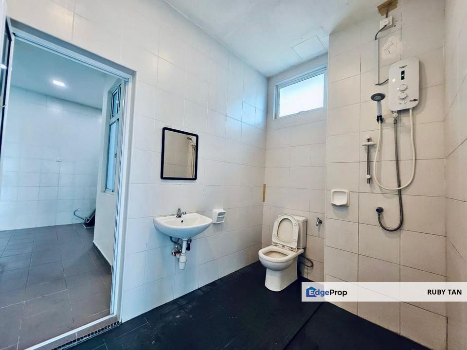 The Senai Garden Apartment High Floor, Johor, Senai