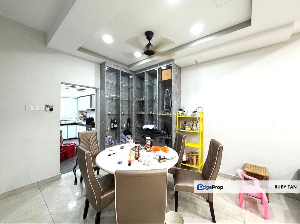 Taman Scientex Senai Double Storey House Intermediate Unit, Johor, Senai