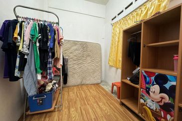 Taman Pulai Utama Flat