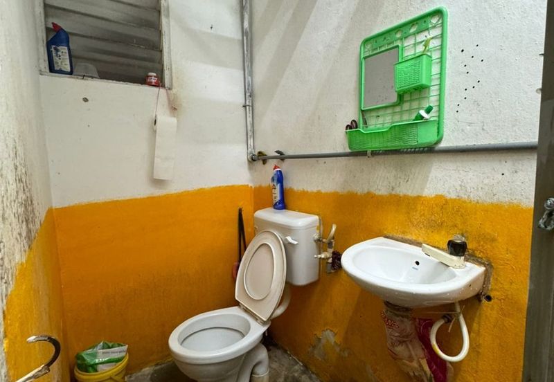 Taman Pulai Utama Flat