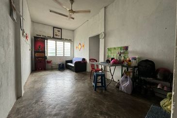 Taman Pulai Utama Flat