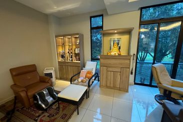 The Golf East Precint / Horizon Hills / 2.5-Storey Semi-D House