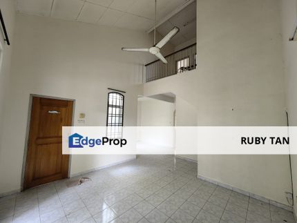 Bandar Putra Kulai, Kulai / 1.5 Storey Terrace House / Unblock View, Johor, Kulai