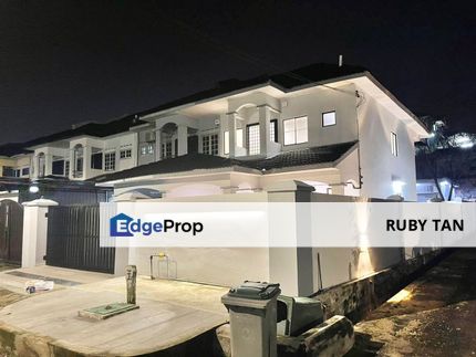 Bandar Selesa Jaya @ Skudai / 2 Storey House / Endlot / Partially Furnished / Unblock View, Johor, Skudai