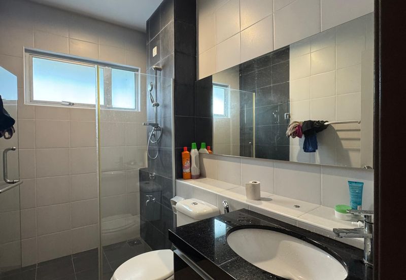 Horizon Hills Superlink Terrace House Corner Lot Fully Furnished Fully Renovated