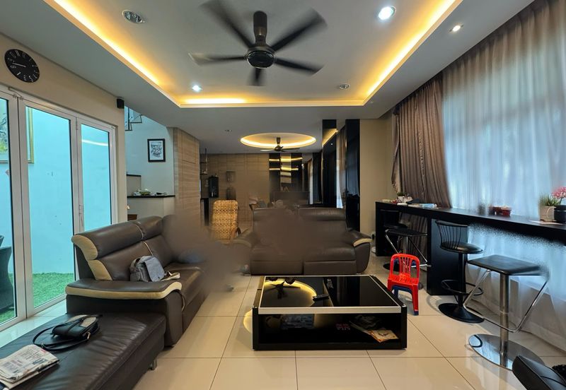 Horizon Hills Superlink Terrace House Corner Lot Fully Furnished Fully Renovated