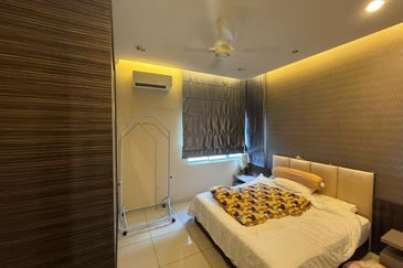 Horizon Hills Superlink Terrace House Corner Lot Fully Furnished Fully Renovated