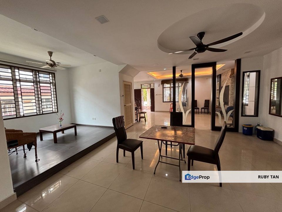 Bandar Putra Kulai Double Storey Semi D House Corner Unit, Johor, Kulai