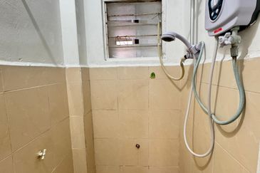 Taman Pulai Utama Flat