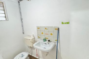 Taman Pulai Utama Flat