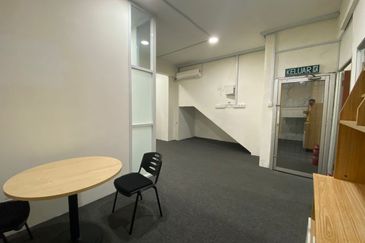 Taman Mount Austin Commercial