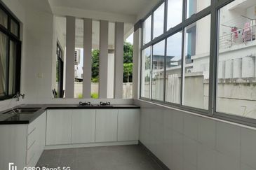 Jalan Harmonium 32/2