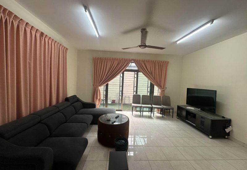Taman Austin Perdana