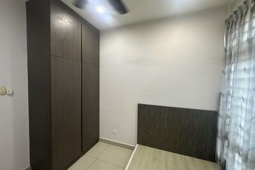 Seri Austin Luxury Apartment