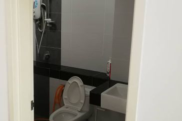 Cradleton @ Eco Majestic