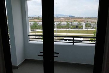 Cradleton @ Eco Majestic