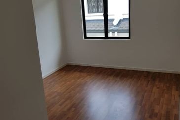 Cradleton @ Eco Majestic