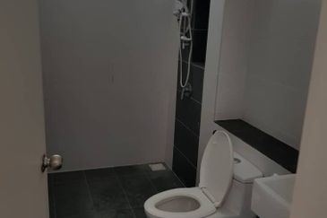 Cradleton @ Eco Majestic