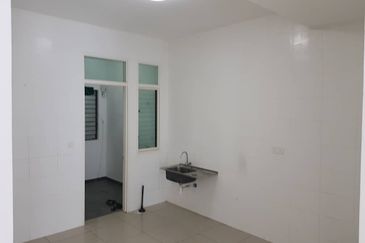 Cradleton @ Eco Majestic