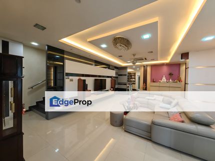 The Royale 2-storey endlot Terrace for sale!, Selangor, Cheras