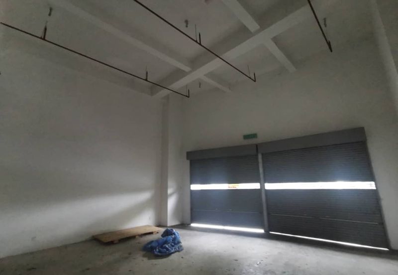 SaVille Shoplot for rent!