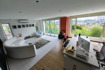 Jalan G 1 Taman Melawati For Sale!!