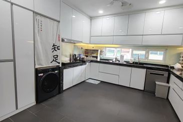 Jalan G 1 Taman Melawati For Sale!!
