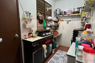 Villa Krystal, Bandar Selesa Jaya