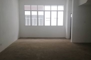 Oasis 2 @ Tropicana Danga Cove