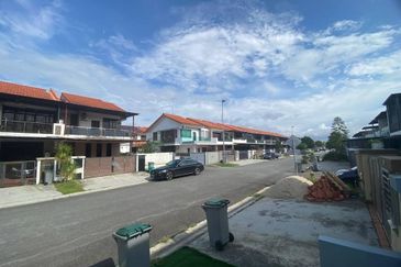 Rini Heights