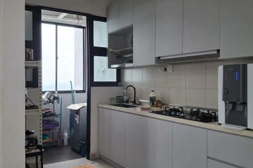 Dedaun Hijau (Greenfield Regency)