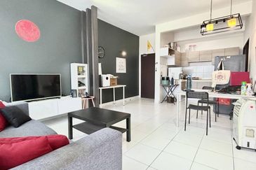 Seri Austin Luxury Apartment