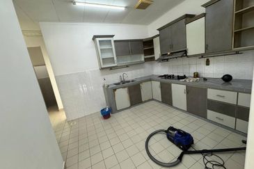 Bandar Baru Seri Alam