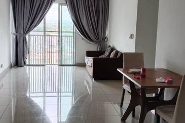 Meridin Bayvue Apartment