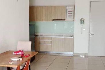 Meridin Bayvue Apartment