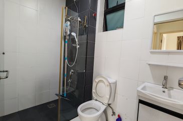 The Platino Serviced Apartment