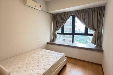 Baypoint @ Country Garden Danga Bay