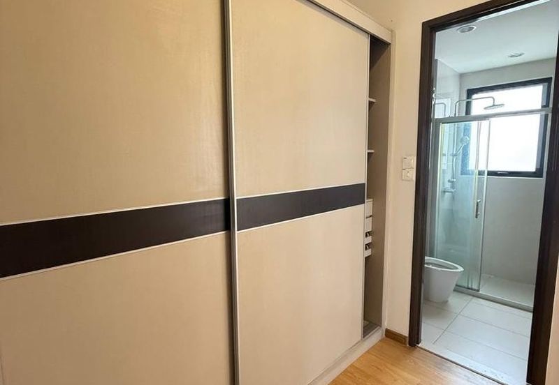 Baypoint @ Country Garden Danga Bay