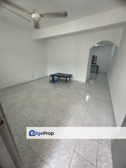Tmn Molek, Jln Molek 2Stry Low Medium Cost House, Johor, Johor Bahru